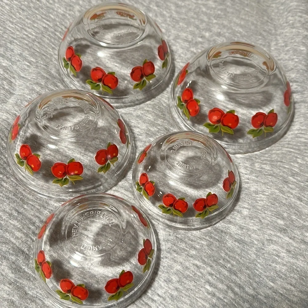 Glass Mixing Bowl with Red Apple Motif